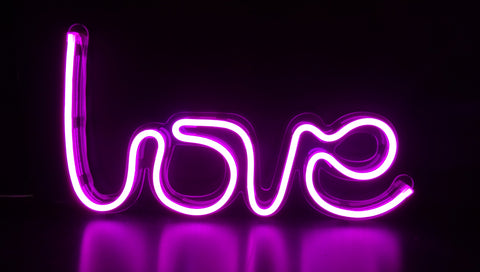Kings LED Neon Sign - Love
