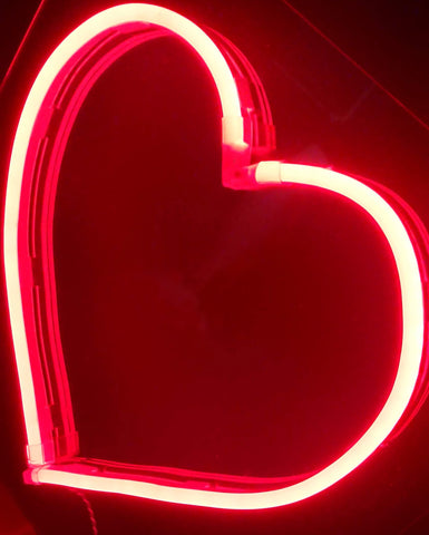 Kings LED Neon Sign - Heart